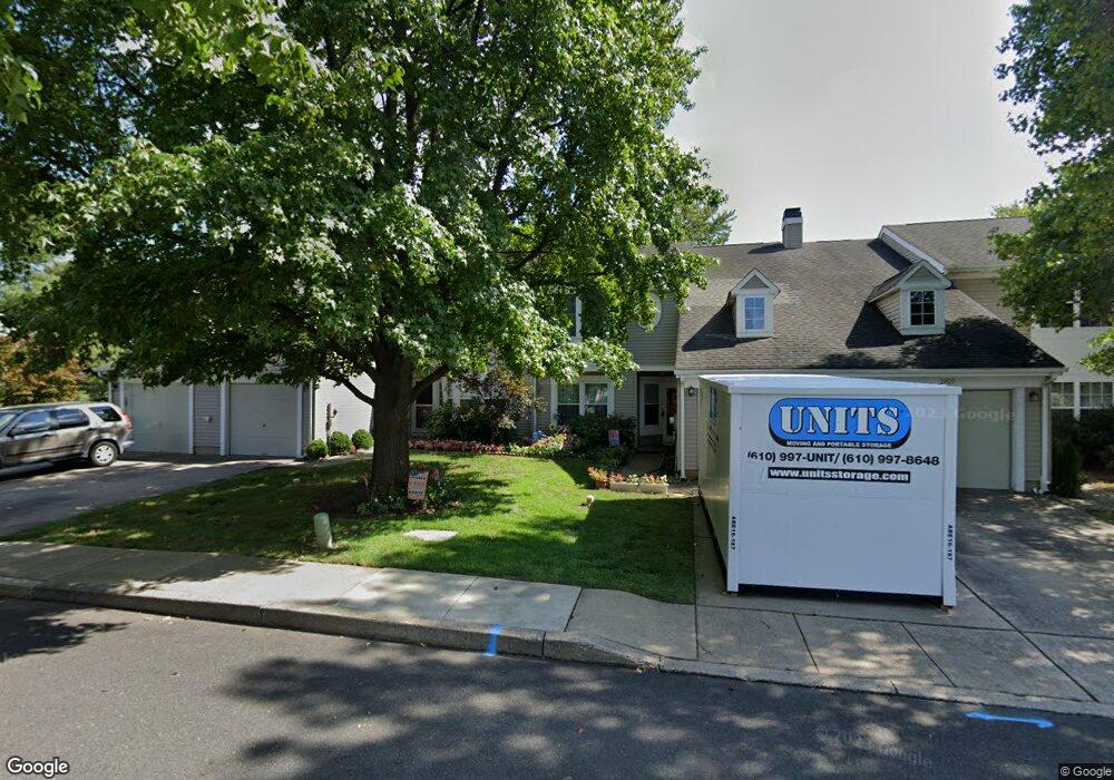 5401 Plantation Ct, North Wales, PA 19454 - photo 1