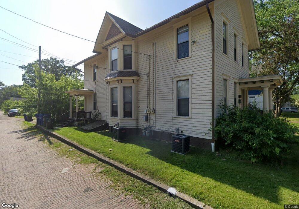 1415 Farnam St unit 1/2, Davenport, IA 52803 - photo 1