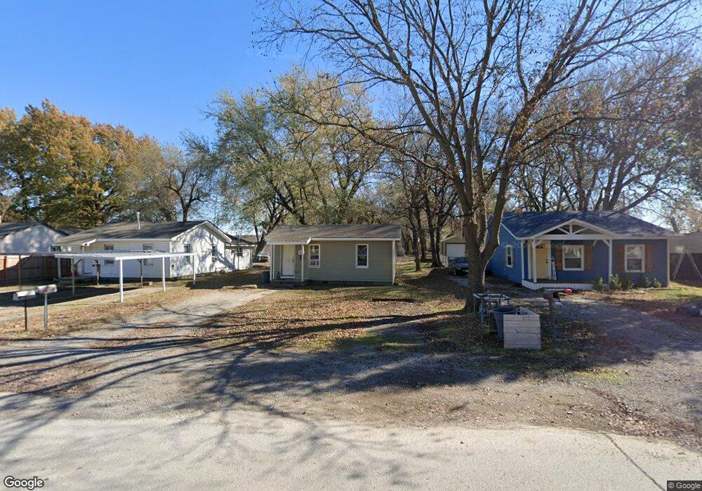 13 S Mayes St, Pryor, OK 74361 - photo 1