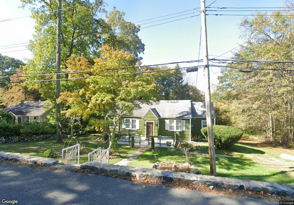 3587 Sagamore Ave, Mohegan Lake, NY 10547 - photo 1