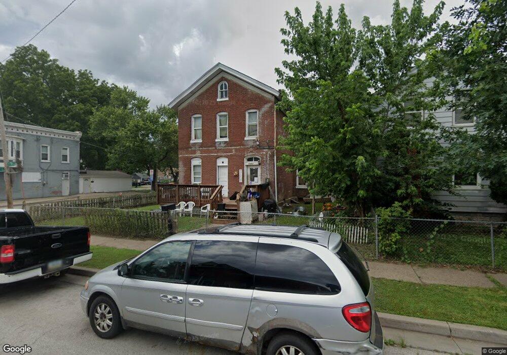 1340 W 7th St, Davenport, IA 52802 - photo 1