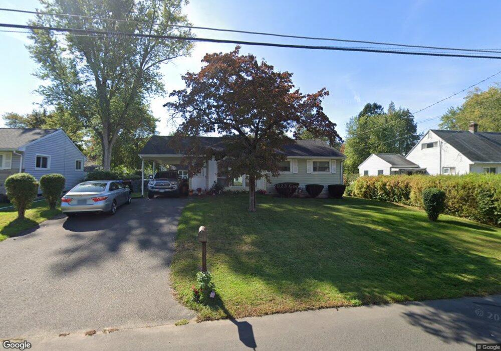 33 Broadleaf Ln, Enfield, CT 06082 - photo 1