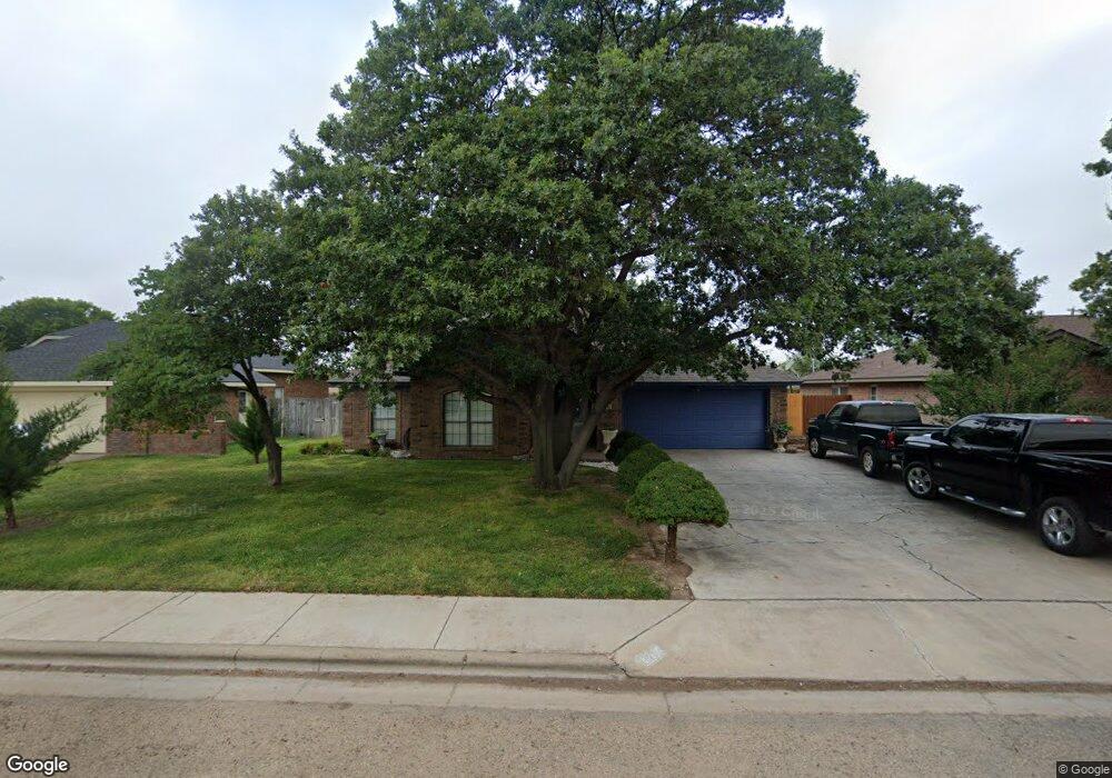 711 Floyd Ave, Dumas, TX 79029 - photo 1