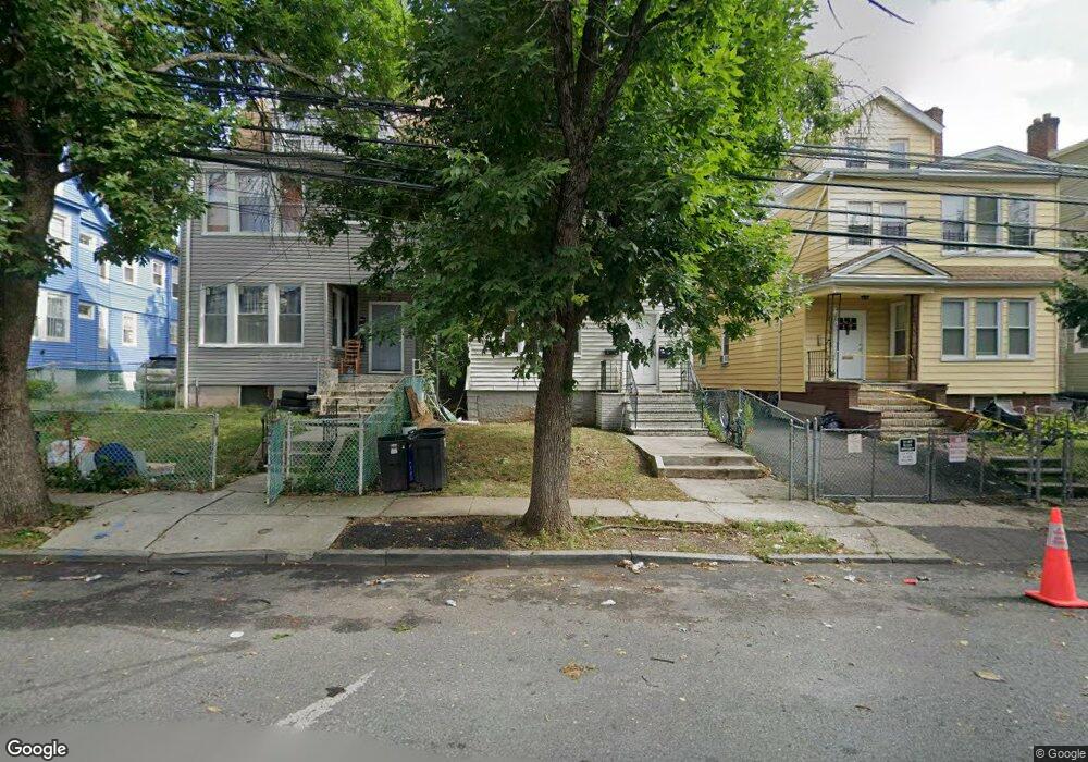 165 Scheerer Ave unit 2, Newark, NJ 07112 - photo 1