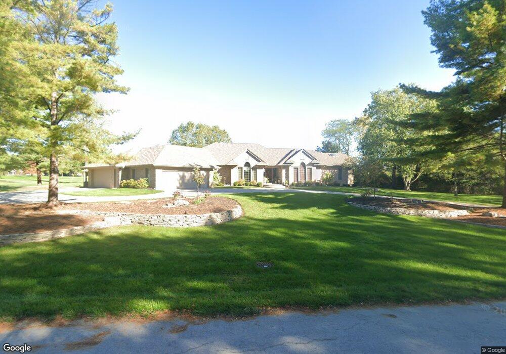 3072 White Oak Ln, Lima, OH 45805 - photo 1