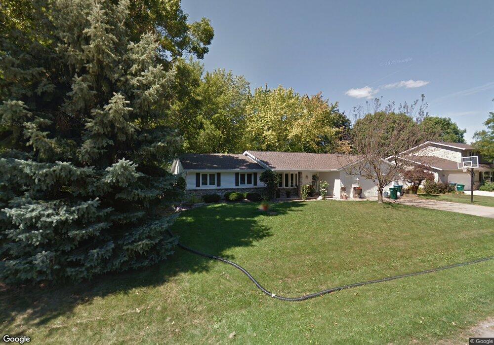 3119 N Blueridge Dr, Appleton, WI 54914 - photo 1