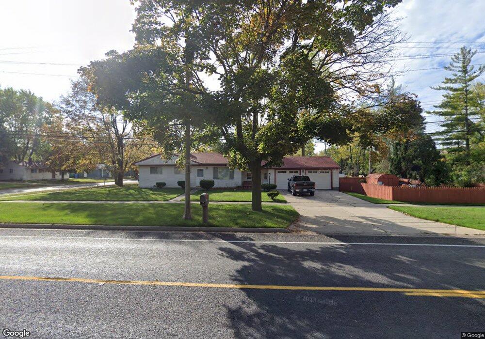 3235 W Holmes Rd, Lansing, MI 48911 - photo 1