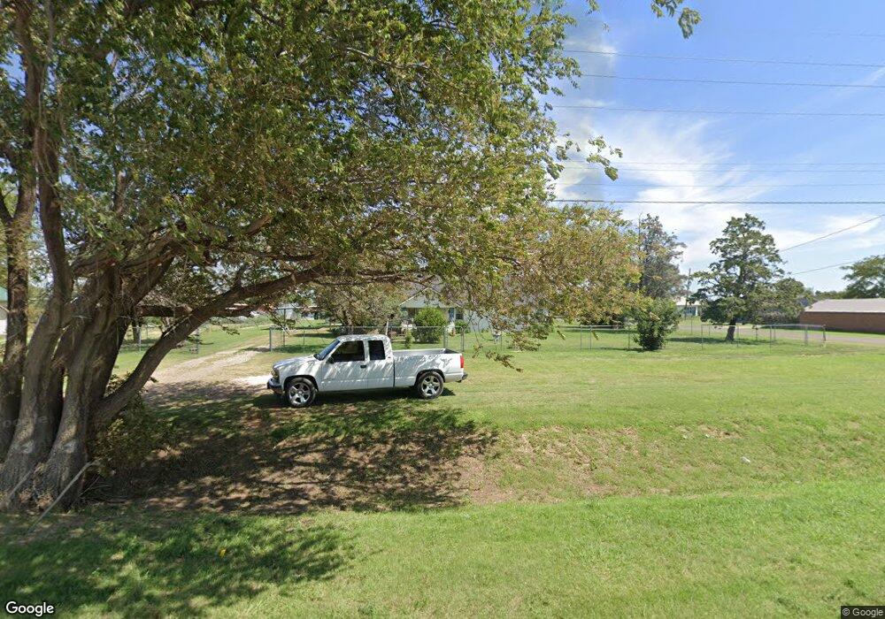 1009 E 24th St, Plainview, TX 79072 - photo 1