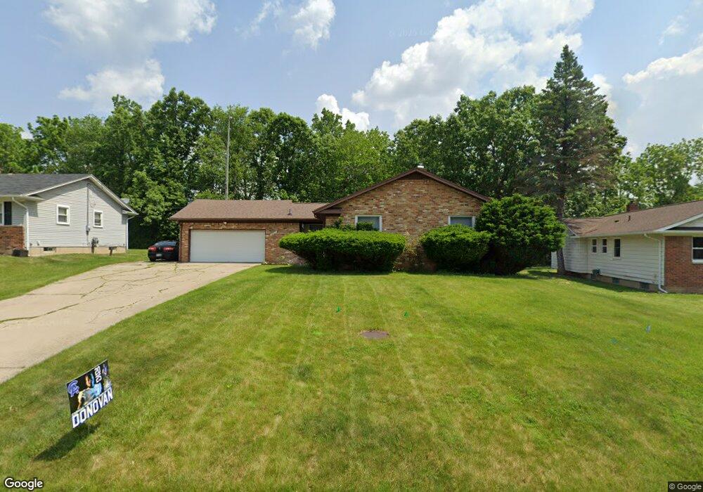 3623 Ridgecliffe Dr, Flint, MI 48532 - photo 1