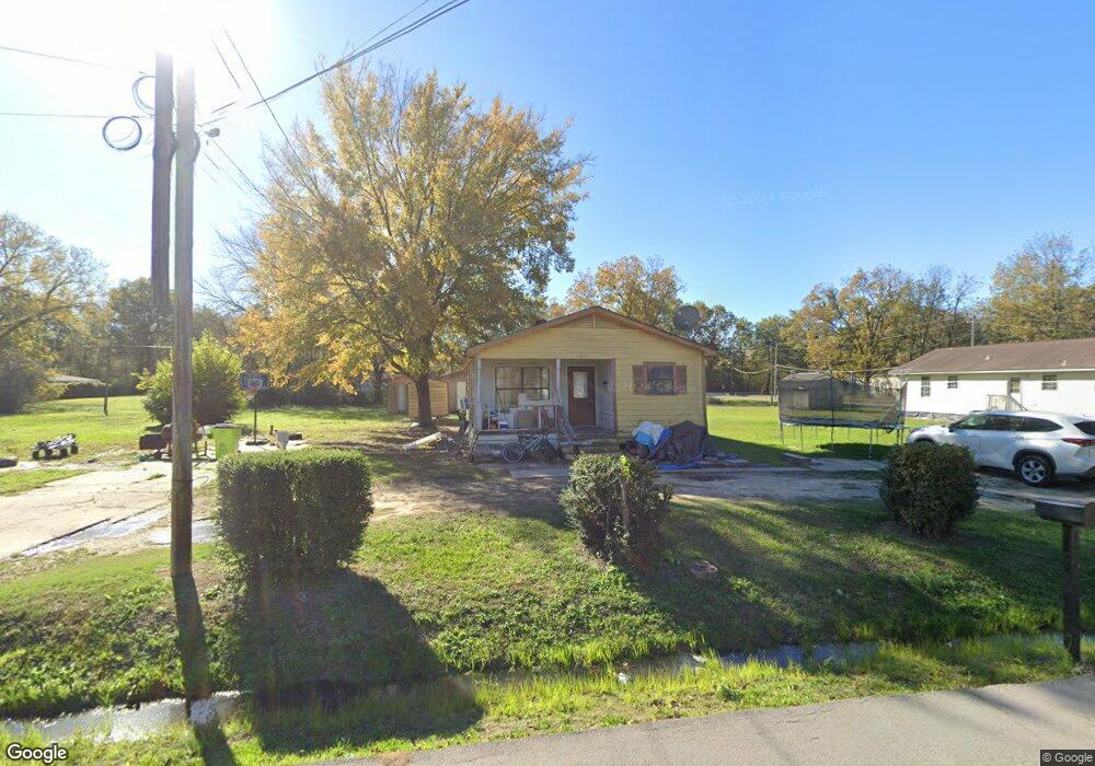 1206 E 1st St, Stuttgart, AR 72160 - photo 1