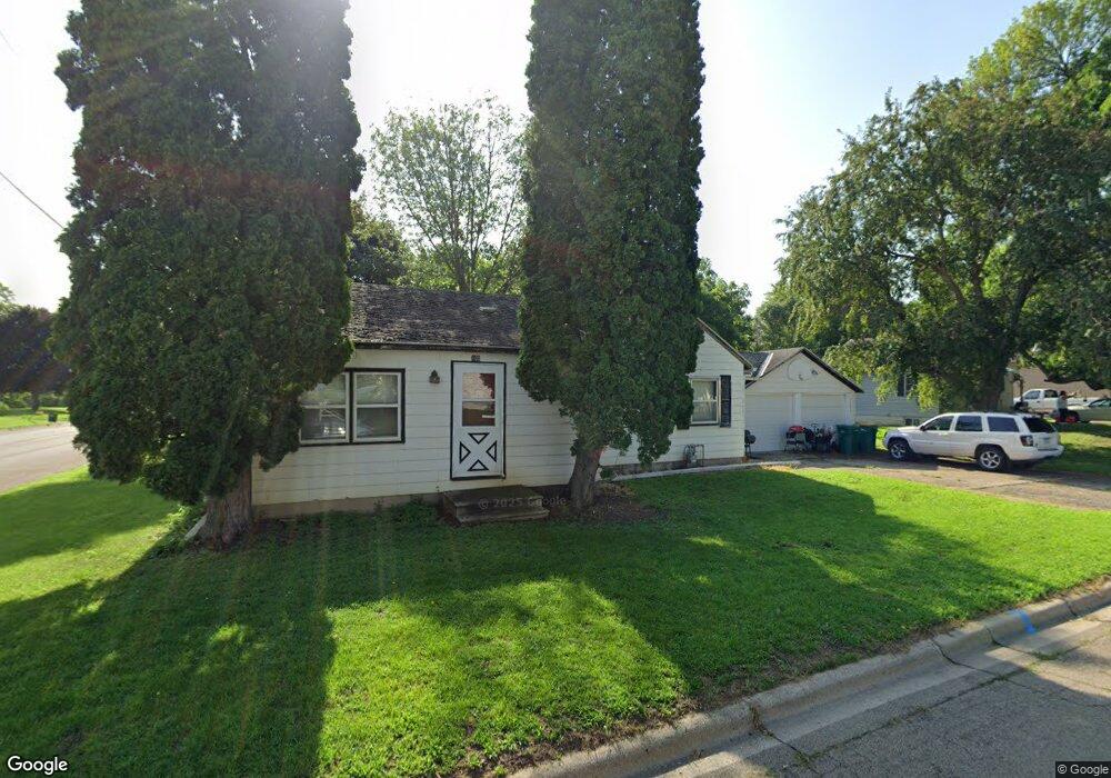 100 Charlotte Ave, Albert Lea, MN 56007 - photo 1