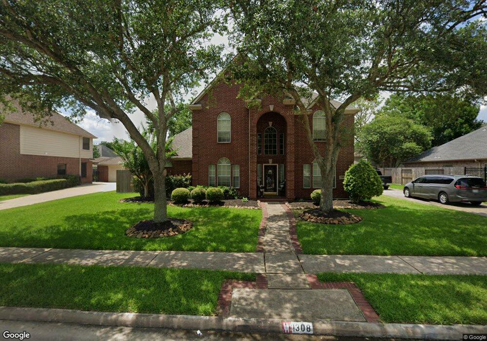 1308 Eagle Lakes Dr, Friendswood, TX 77546 - photo 1