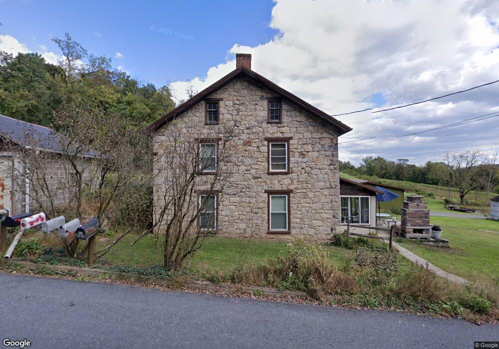 593 Mckeehan Rd, New Bloomfield, PA 17068 - photo 1