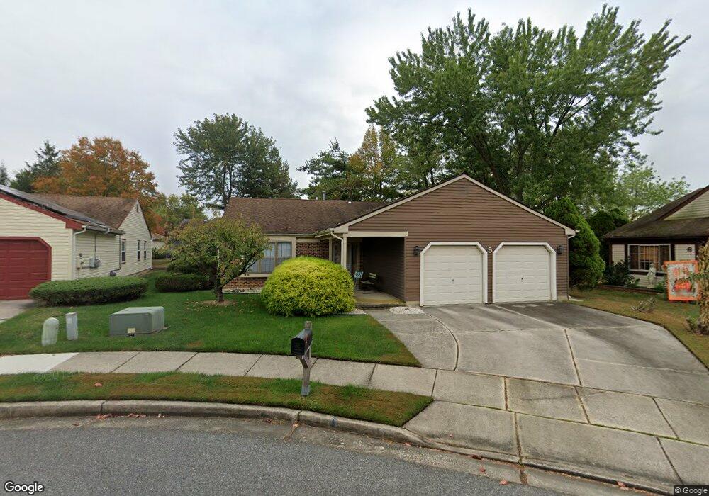 5 Locust Ct, Mount Laurel, NJ 08054 - photo 1