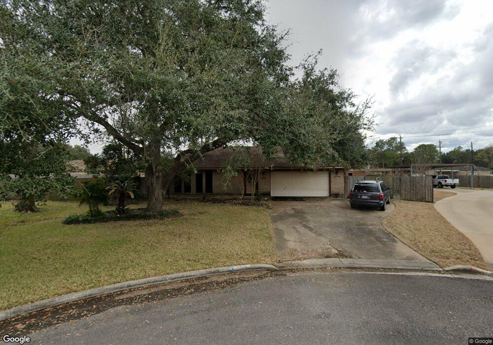 1215 Inwood Dr, Richmond, TX 77469 - photo 1