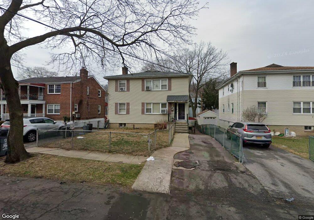 219 Tibbetts Rd, Yonkers, NY 10705 - photo 1