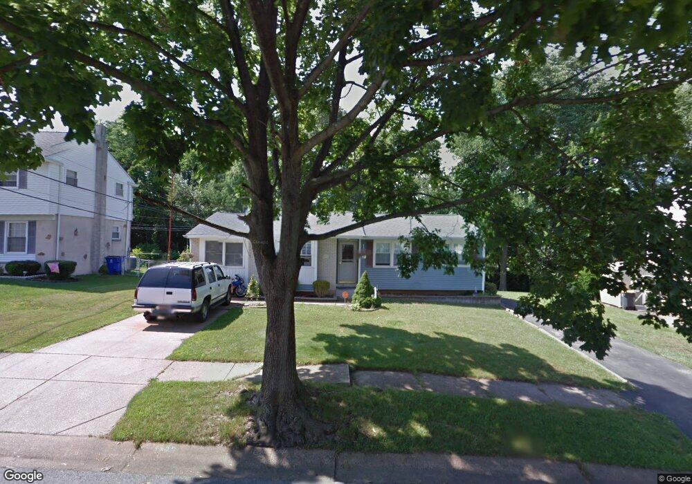 723 Walnutree Ln, Claymont, DE 19703 - photo 1