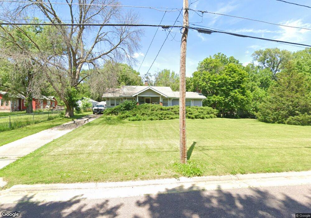 3120 E Shawnee Ave, Des Moines, IA 50317 - photo 1