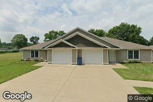 405 N 8th St, Canton, MO 63435