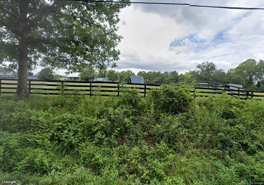 9554 S Pines Rd, Warrenton, VA 20186 - photo 1