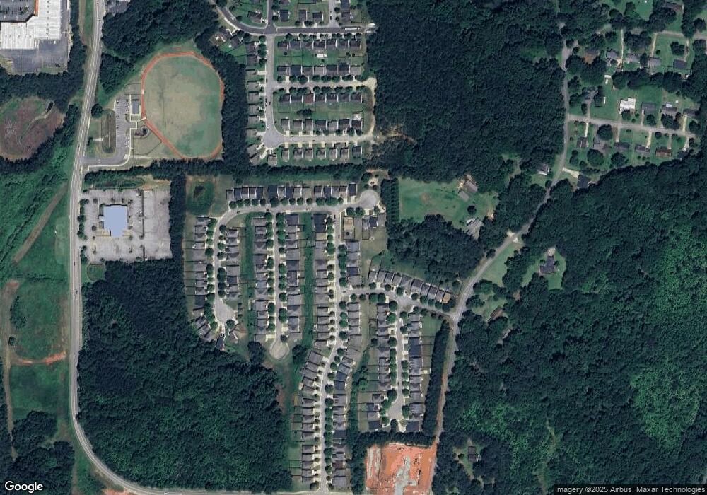 352 Clover Brook Dr, Locust Grove, GA 30248 - photo 1