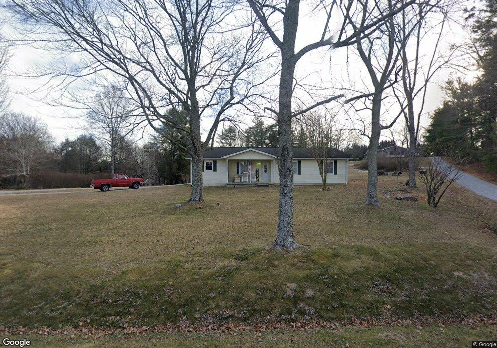 28 Ridgewood Acres Dr, Hendersonville, NC 28792 - photo 1