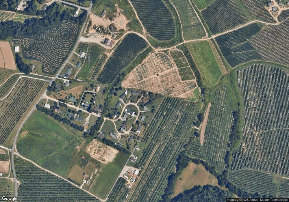 268 Lamonda Dr, Hendersonville, NC 28792 - photo 1