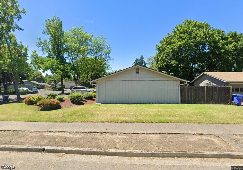1074 Martha Ct, Eugene, OR 97401 - photo 1