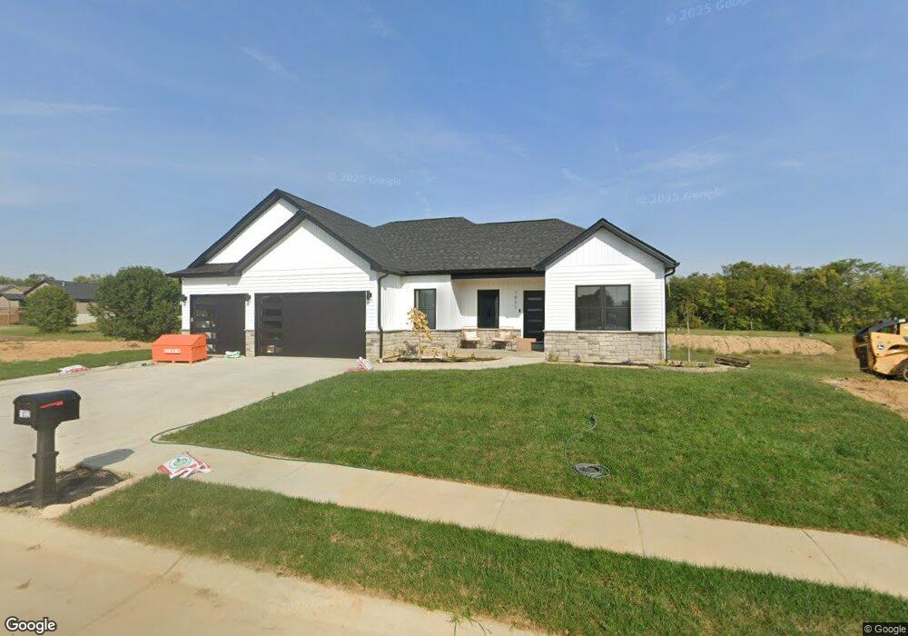 1832 Wellington Ln, Maryville, IL 62062 - photo 1