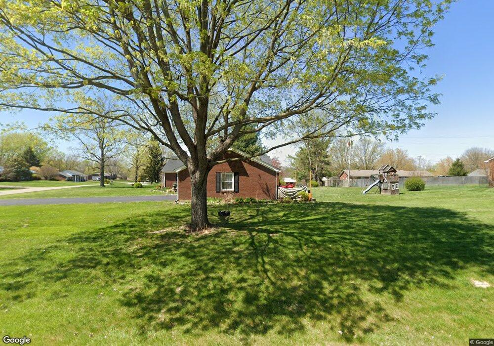 821 Springhill Ln, Frankfort, KY 40601 - photo 1