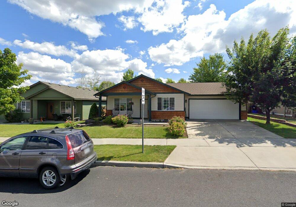 2212 NW Elm Ave, Redmond, OR 97756 - photo 1