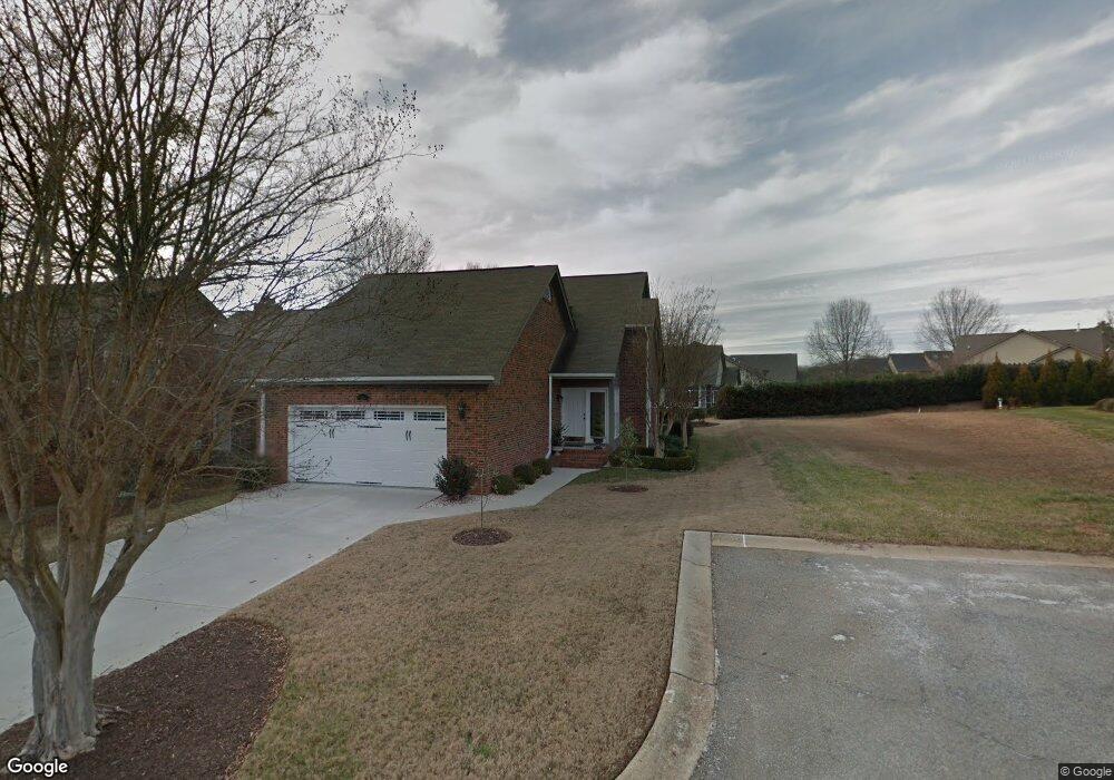 203 Hunters Ct, Greenville, SC 29617 - photo 1