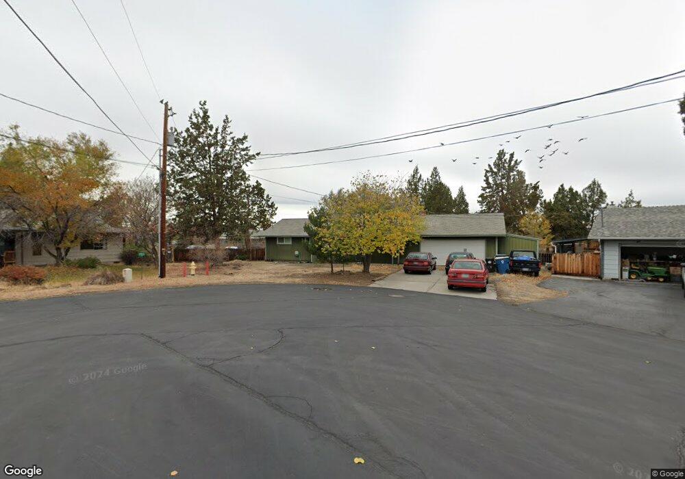 2739 SW Forest Ct, Redmond, OR 97756 - photo 1