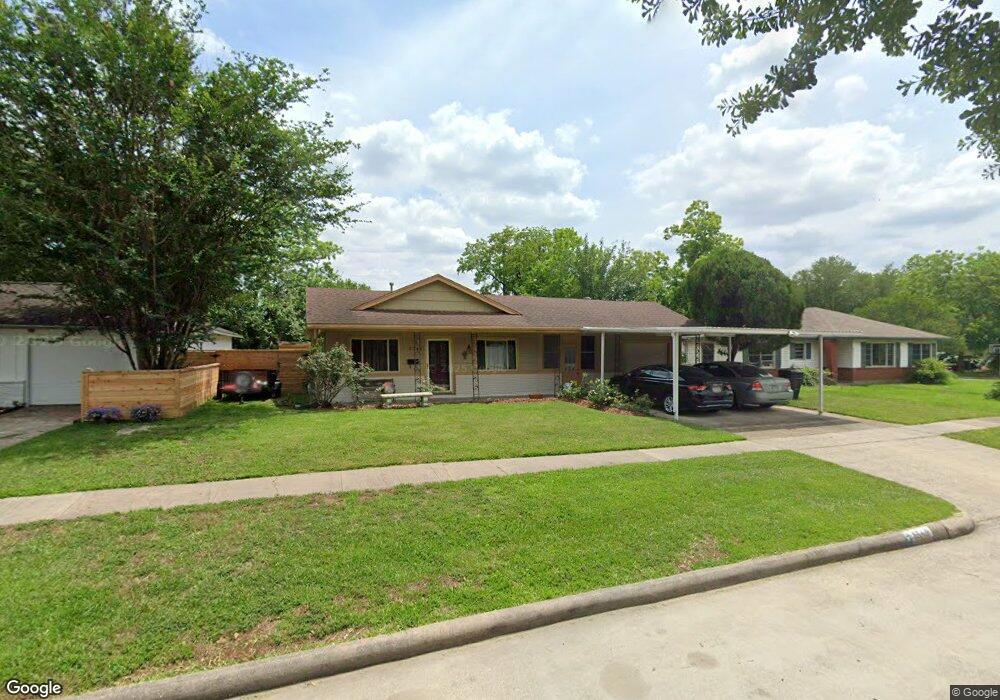8549 Western Dr, Houston, TX 77055 - photo 1