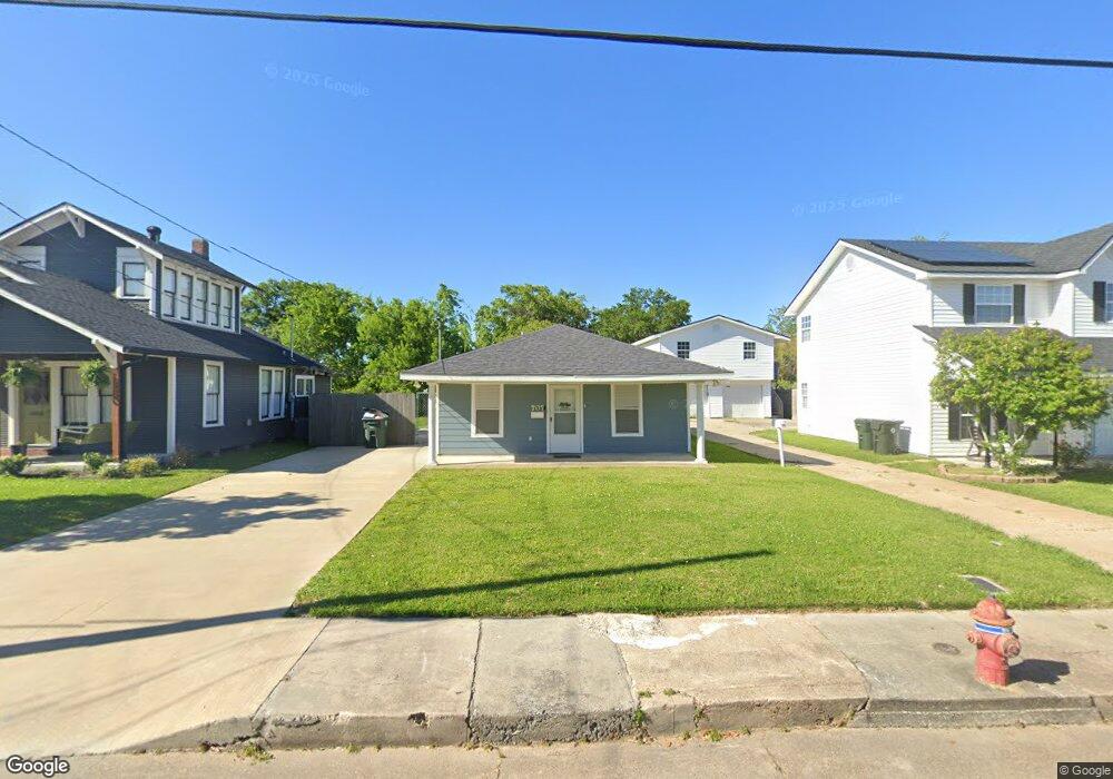 707 Clarence St, Lake Charles, LA 70601 - photo 1
