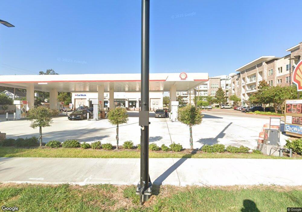 925 N Wilcrest Dr, Houston, TX 77079 - photo 1