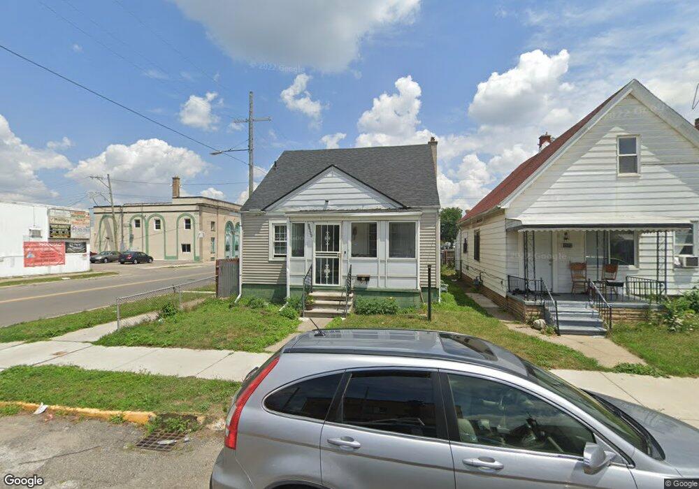 12160 Moran St, HamtraMcK, MI 48212 - photo 1