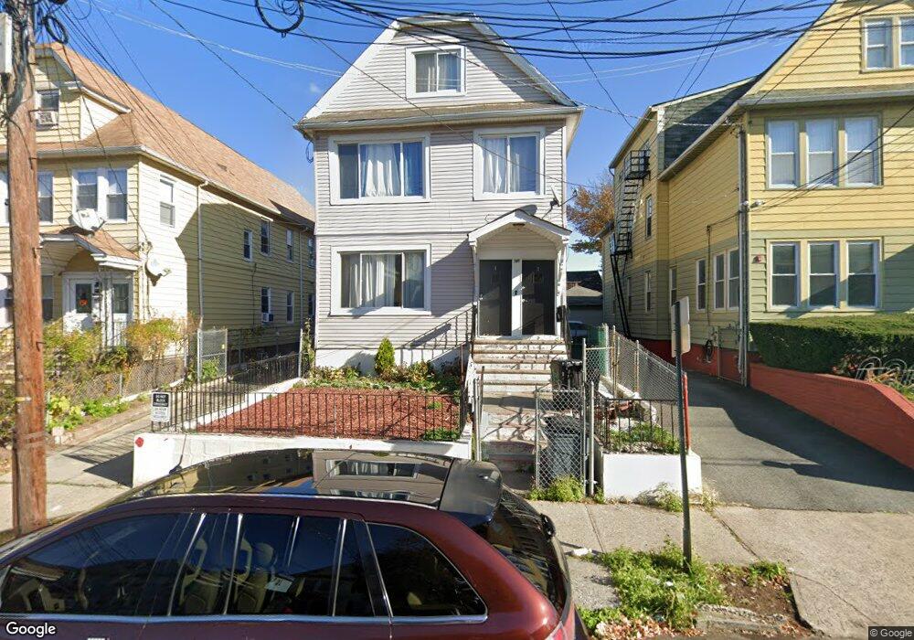 393 E 26th St unit 2nd Floor, Paterson, NJ 07514 - photo 1