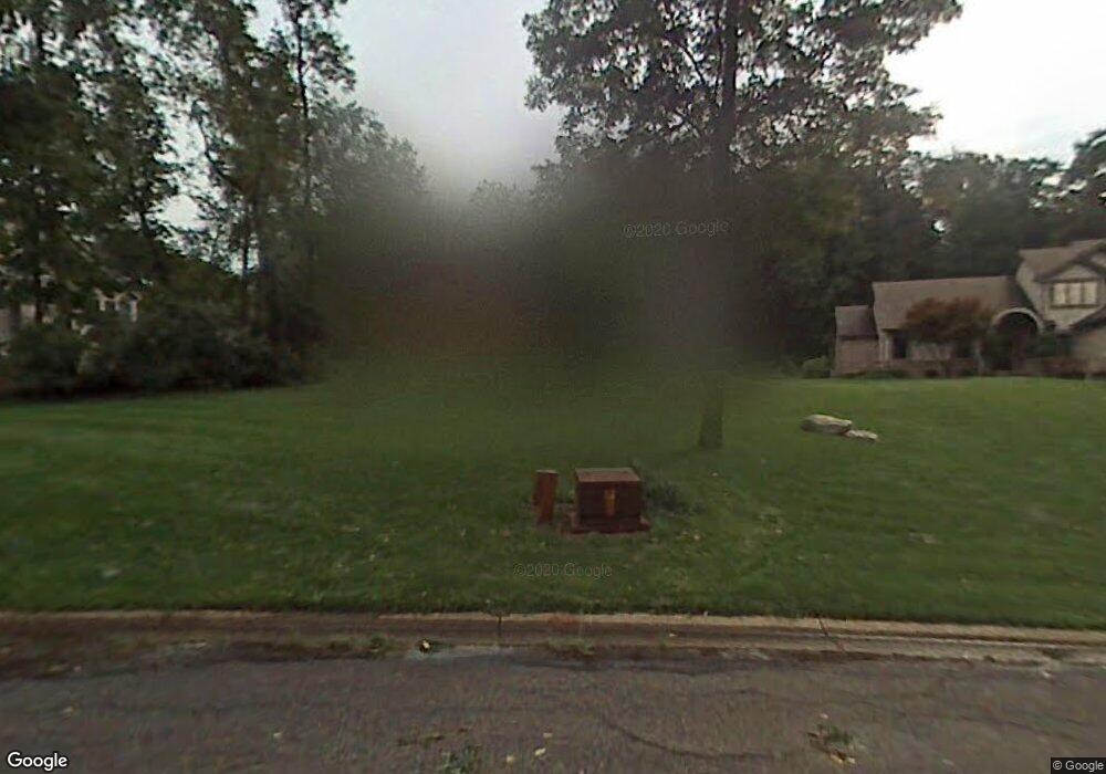 51616 Clubhouse Dr, South Bend, IN 46628 - photo 1