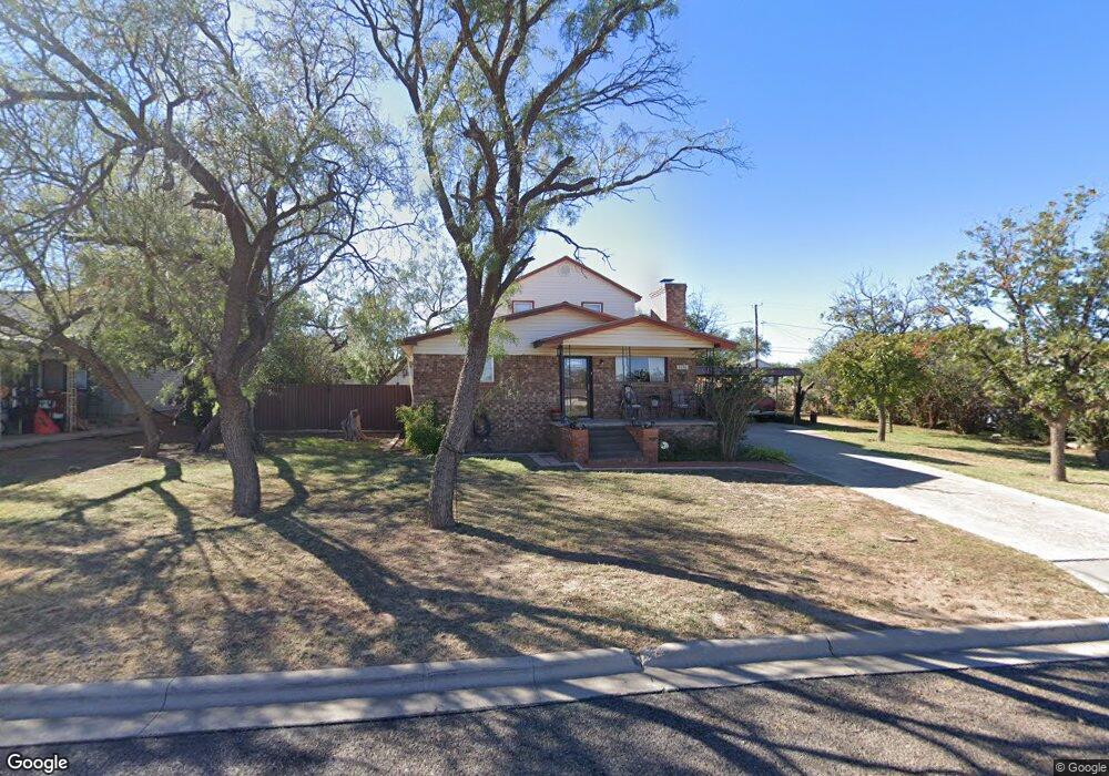 1206 Nolan St, Big Spring, TX 79720 - photo 1