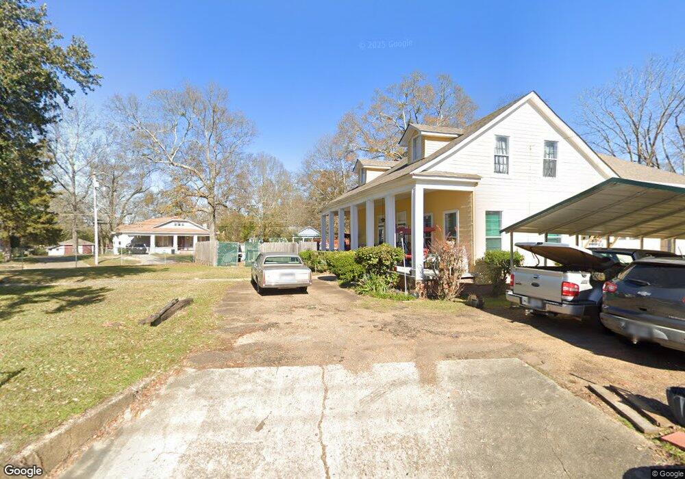 109 E Whitworth St, Hazlehurst, MS 39083 - photo 1
