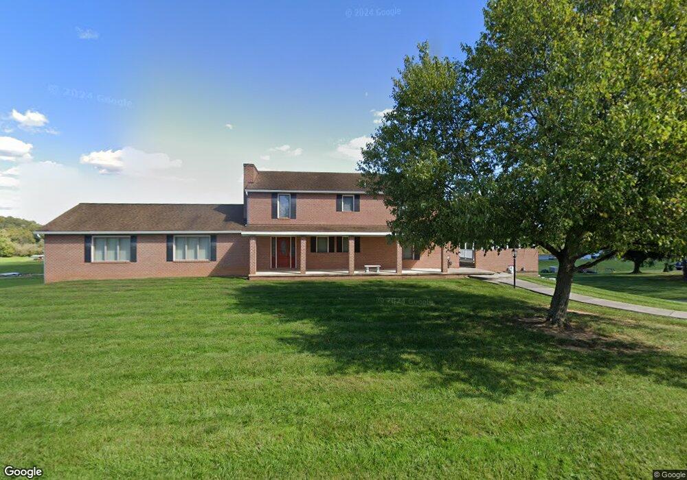 1071 Hoffman Rd, Martinsburg, WV 25404 - photo 1