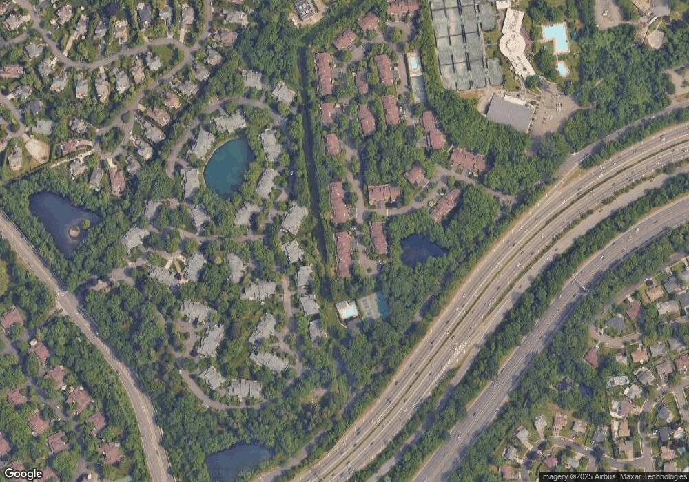 44 Eaton Ct, Manhasset, NY 11030 - photo 1