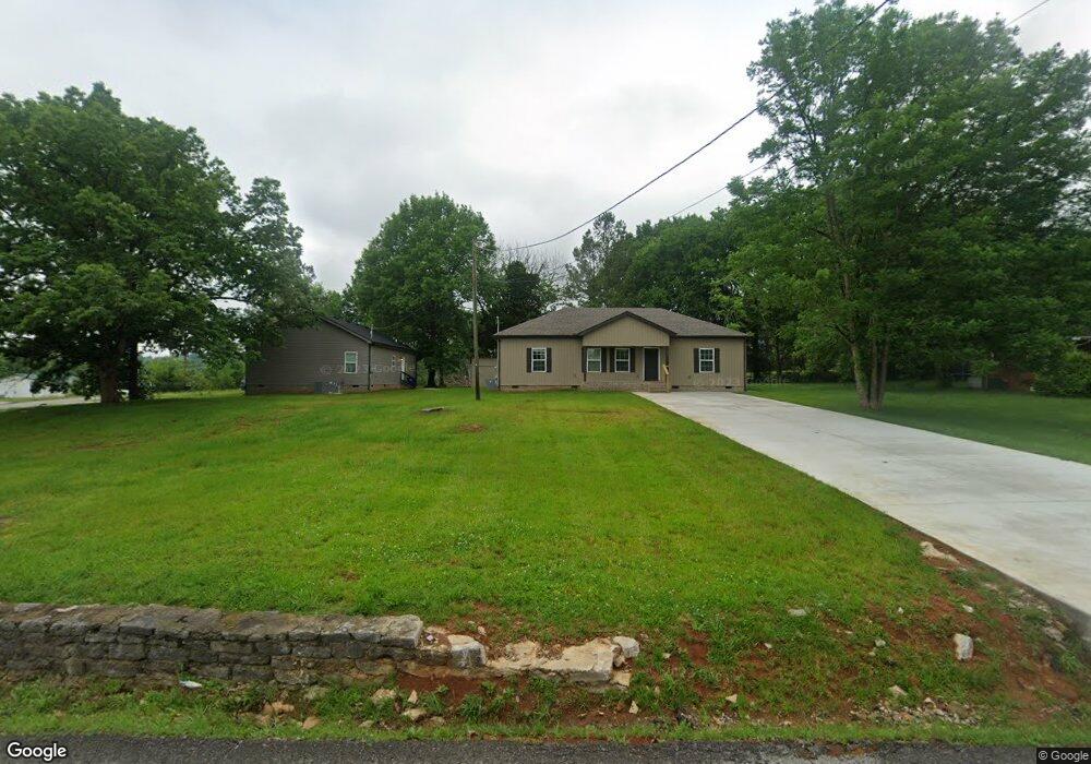 652 Mac St, Shelbyville, TN 37160 - photo 1