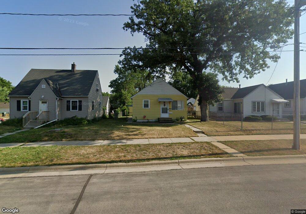 814 11th Ave SW, Austin, MN 55912 - photo 1