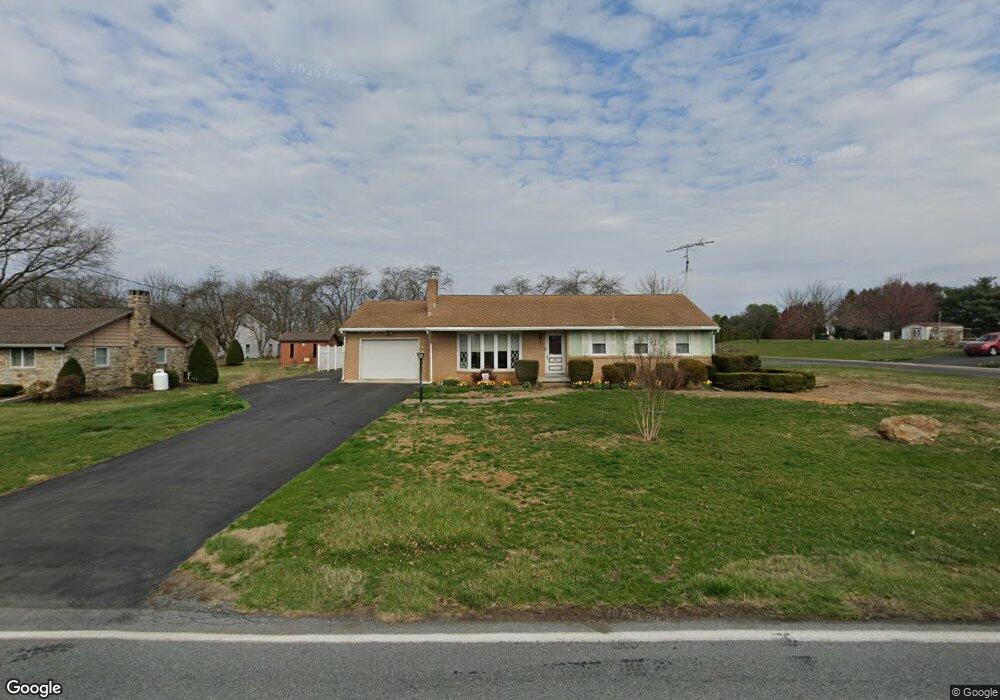 332 Snyder Rd, Reading, PA 19605 - photo 1
