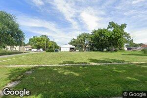 120 N 8th St, Wymore, NE 68466