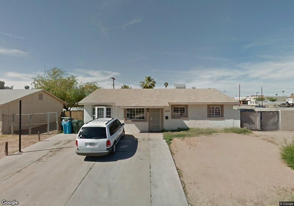 7502 W Clarendon Ave, Phoenix, AZ 85033 - photo 1