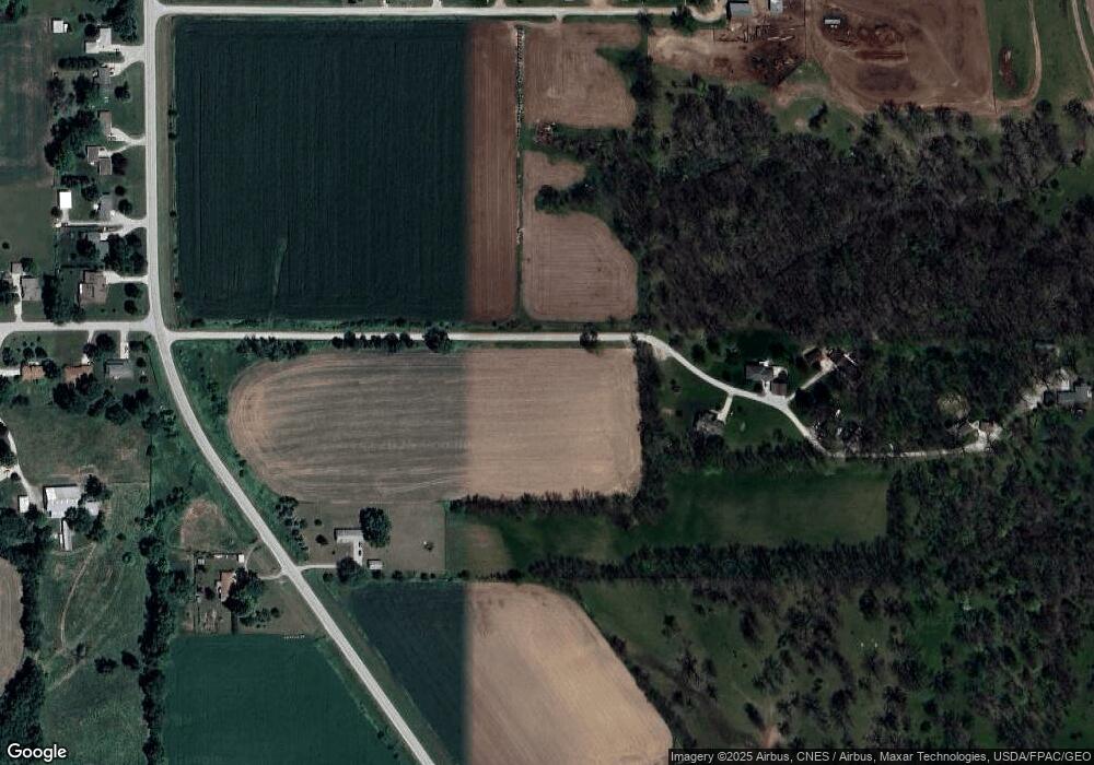 1527 S 52nd Ave E, Newton, IA 50208 - photo 1