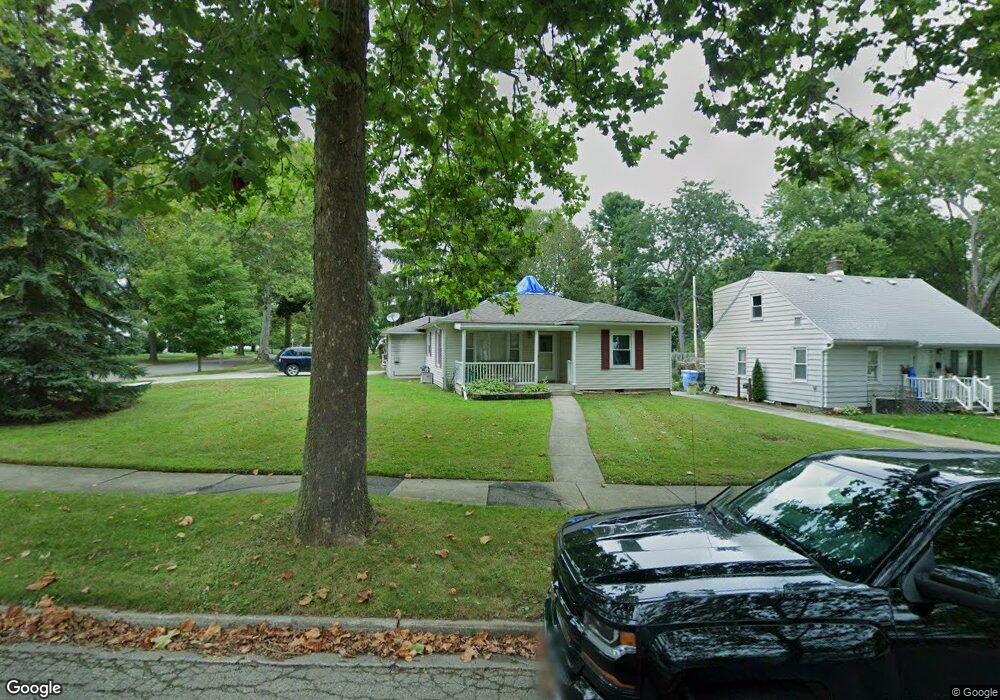 805 S Dexter Dr, Lansing, MI 48910 - photo 1